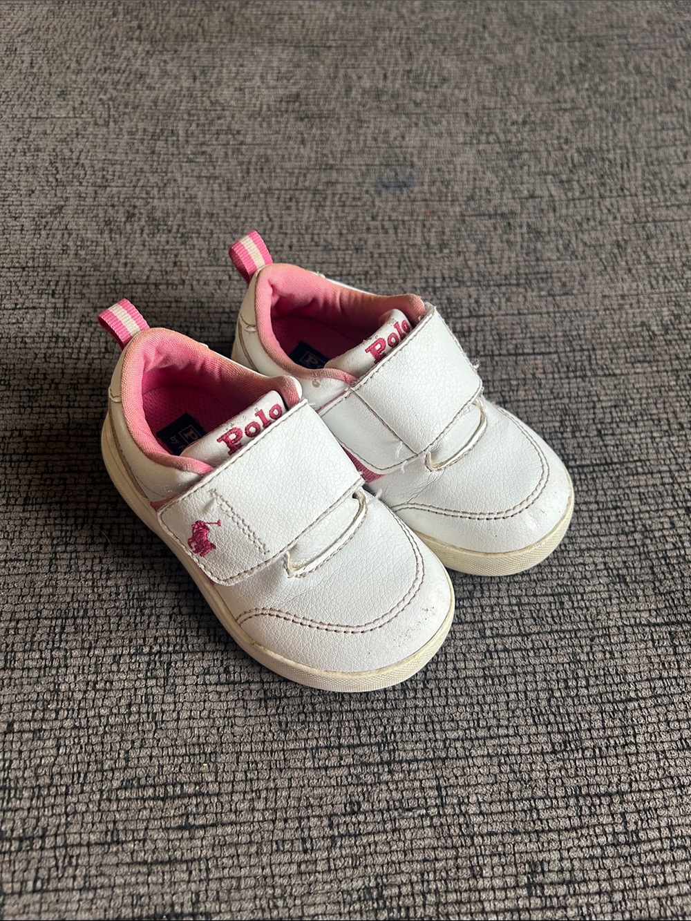 Polo by Ralph Lauren White and Pink Toddler Hook-and-Loop Kingstyn Sneaker